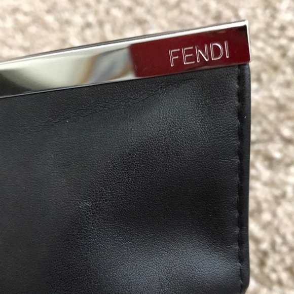 Sunglasses - Picture 8 of 8